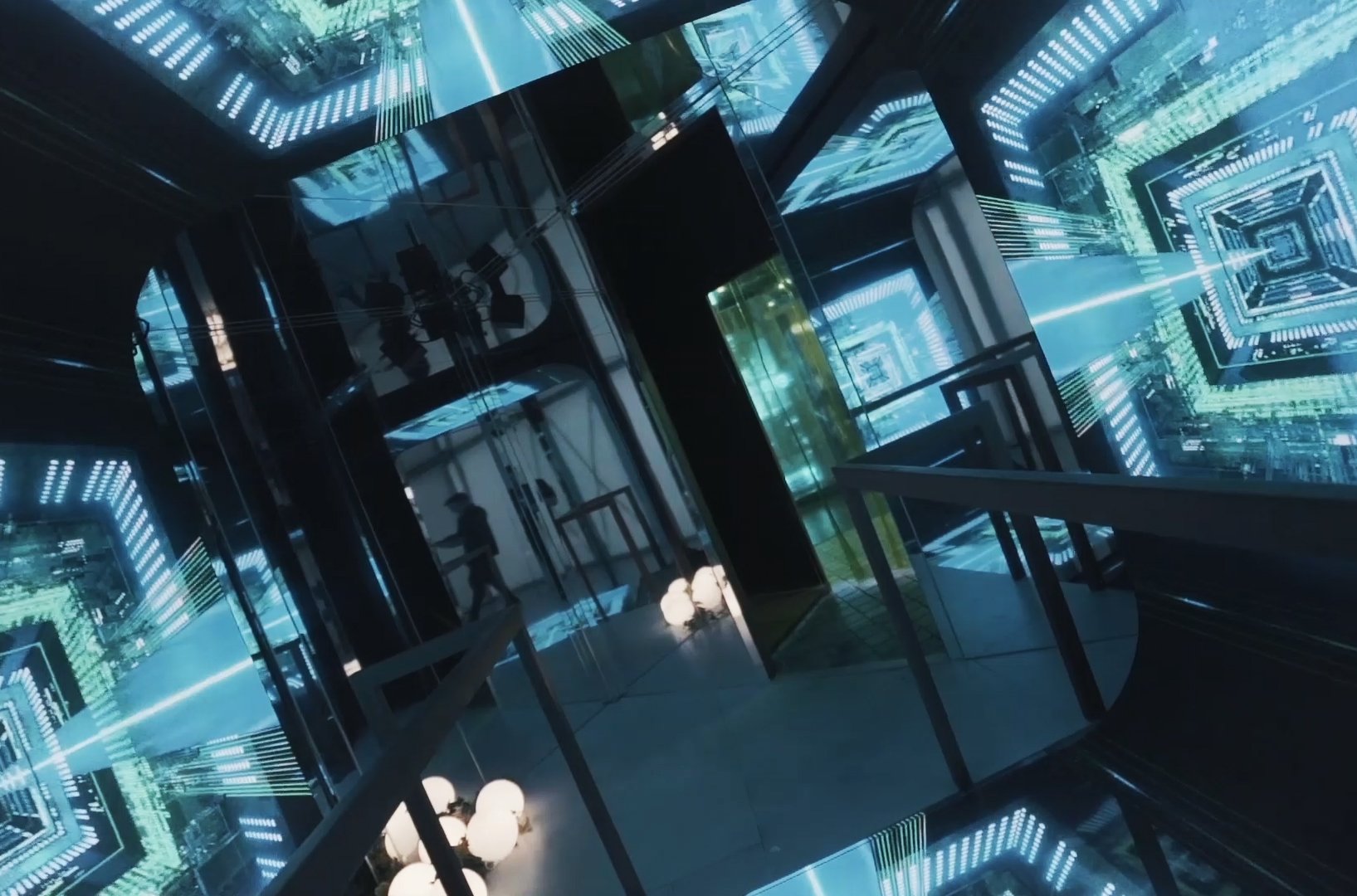 videoframe_34252_shopped2